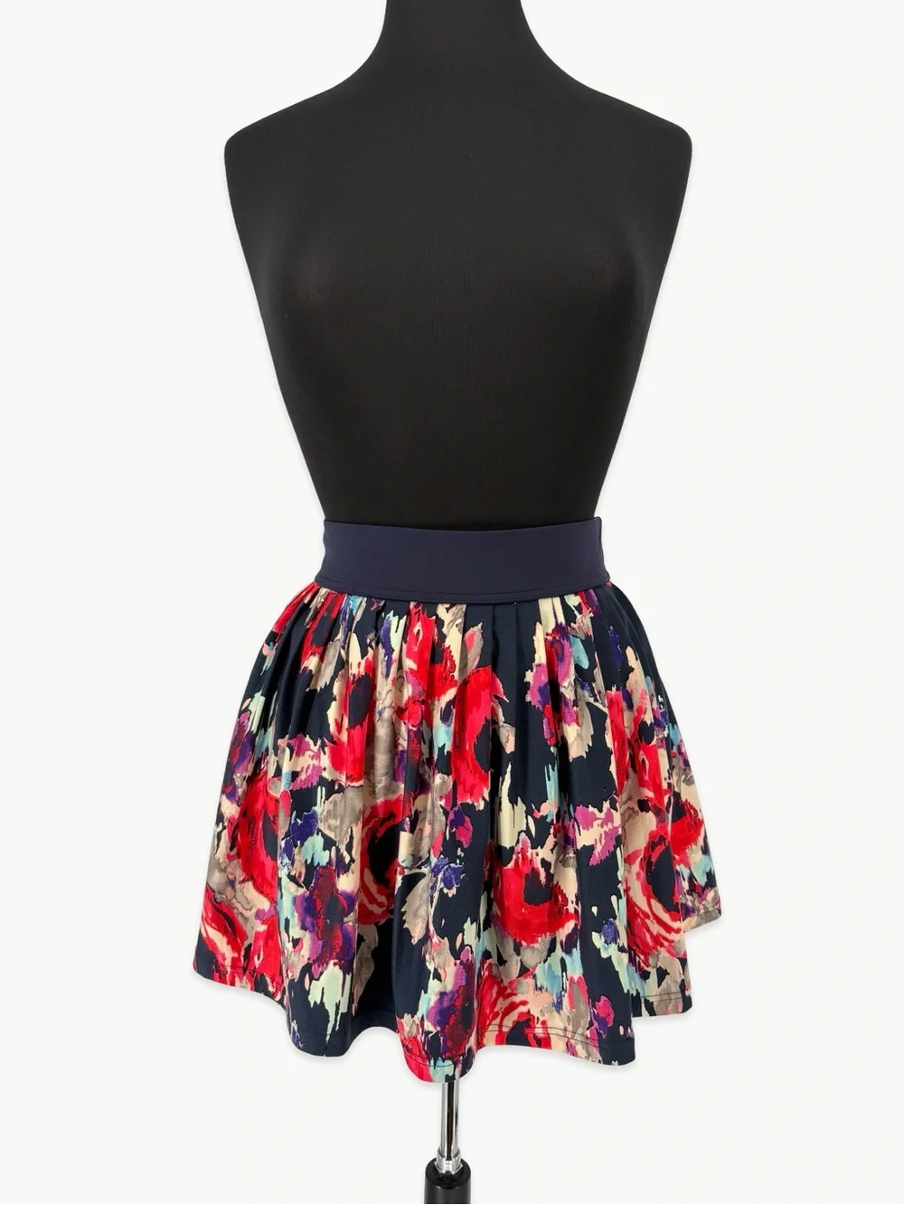 Kate Spade High Waist Pleated Swim Skirt Cover Up Navy Floral NWT Size Small